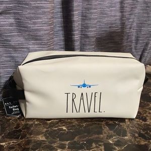 Rae Dunn toiletry Bag NWT
